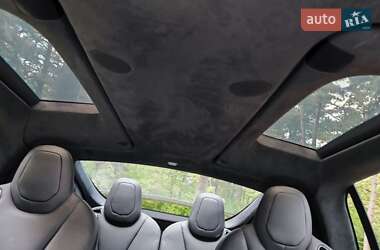 Позашляховик / Кросовер Tesla Model X 2023 в 