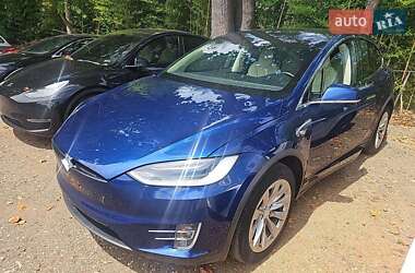 Tesla Model X 2018