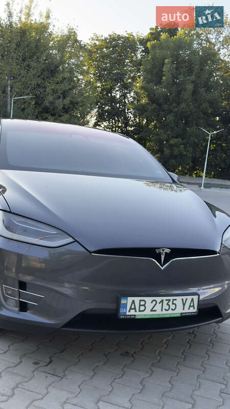 Позашляховик / Кросовер Tesla Model X 2018 в Вінниці