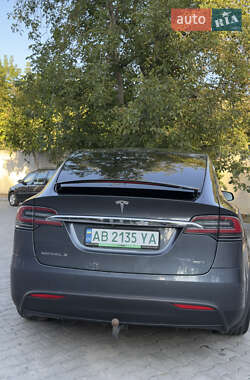 Внедорожник / Кроссовер Tesla Model X 2018 в 