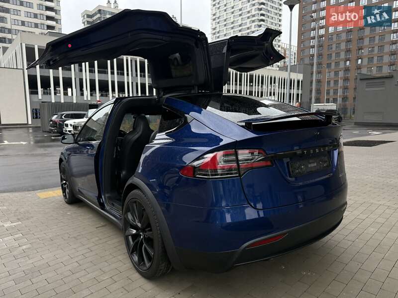 Позашляховик / Кросовер Tesla Model X 2019 в Києві