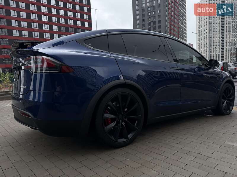 Позашляховик / Кросовер Tesla Model X 2019 в Києві