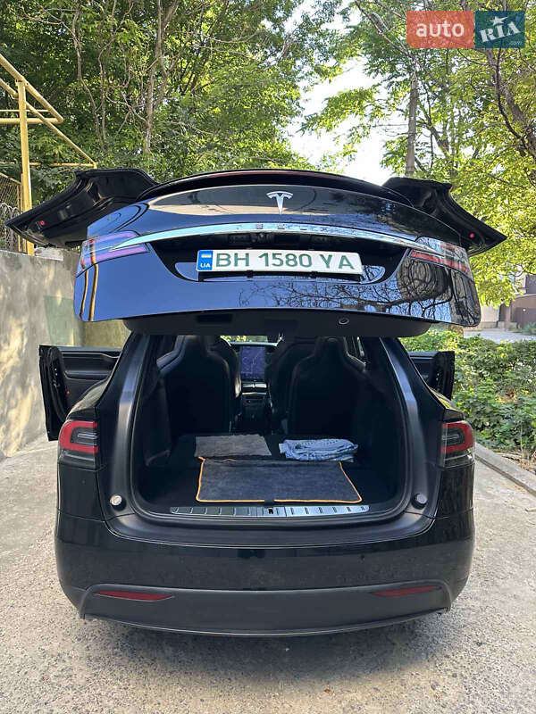 Внедорожник / Кроссовер Tesla Model X 2020 в Одессе