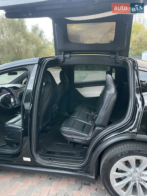 Позашляховик / Кросовер Tesla Model X 2020 в Києві фото 45 Позашляховик / Кросовер Tesla Model X 2020 в Києві