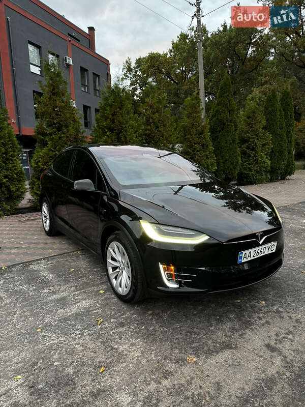 Позашляховик / Кросовер Tesla Model X 2020 в Києві фото 4 Позашляховик / Кросовер Tesla Model X 2020 в Києві