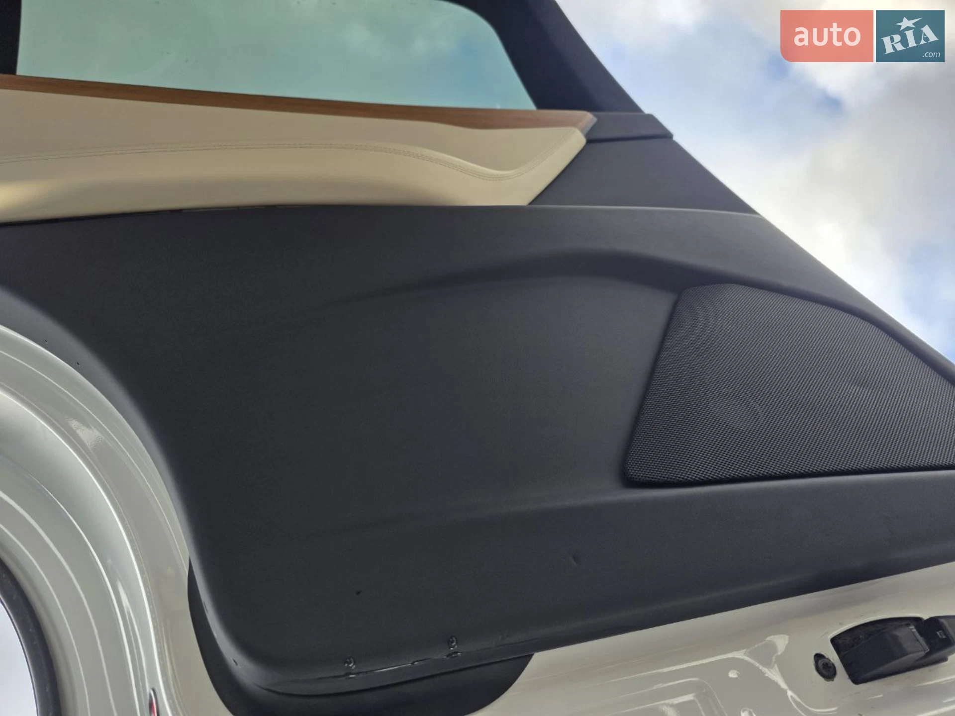 2020 Tesla Model X - мініатюра 12