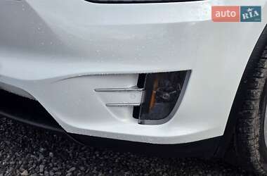 Позашляховик / Кросовер Tesla Model X 2020 в  фото 20 Позашляховик / Кросовер Tesla Model X 2020 в