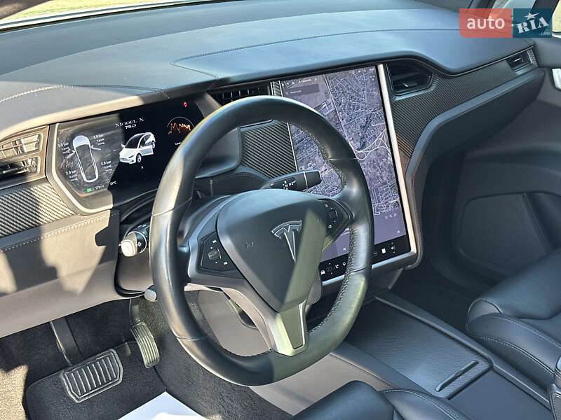 Внедорожник / Кроссовер Tesla Model X 2018 в Львове