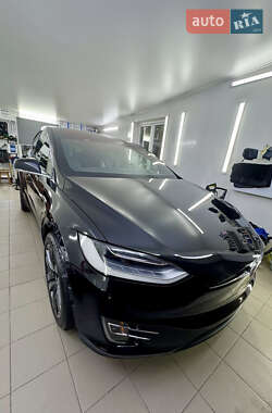 Внедорожник / Кроссовер Tesla Model X 2016 в Харькове