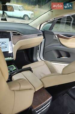 Внедорожник / Кроссовер Tesla Model X 2015 в Львове