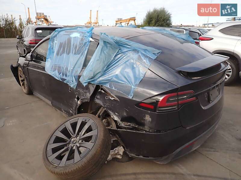 Позашляховик / Кросовер Tesla Model X 2024 в Києві