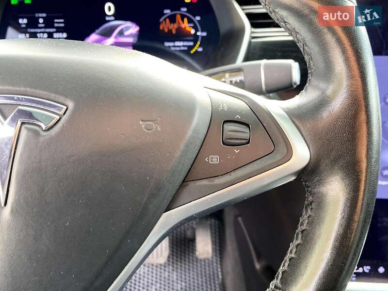 Внедорожник / Кроссовер Tesla Model X 2018 в Виннице