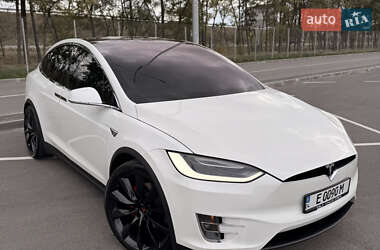 Позашляховик / Кросовер Tesla Model X 2017 в 