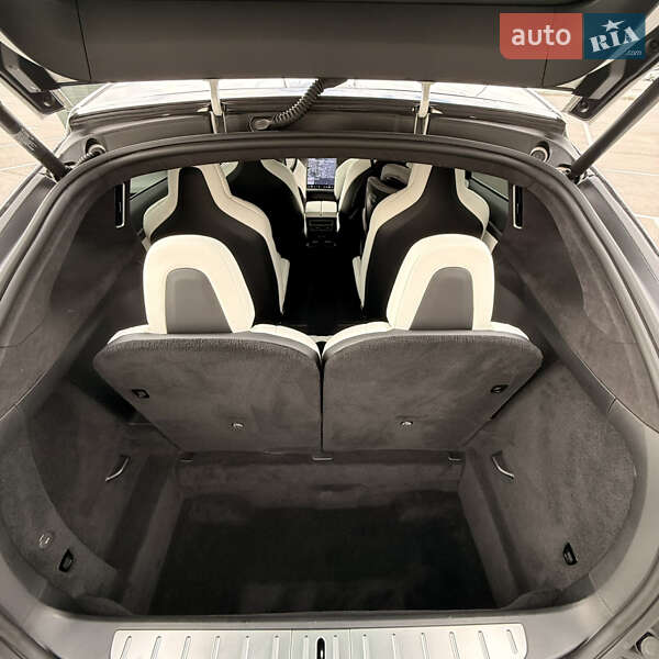 Внедорожник / Кроссовер Tesla Model X 2017 в Днепре