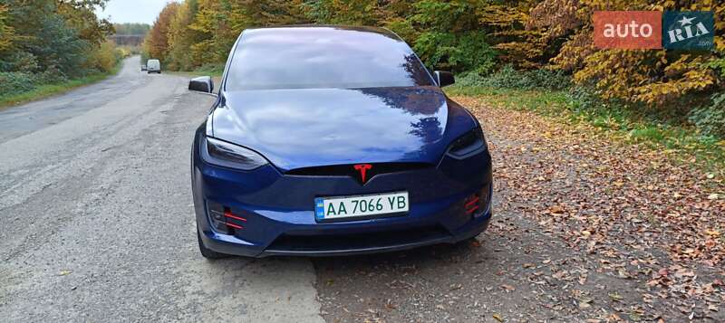 Tesla Model X 2016
