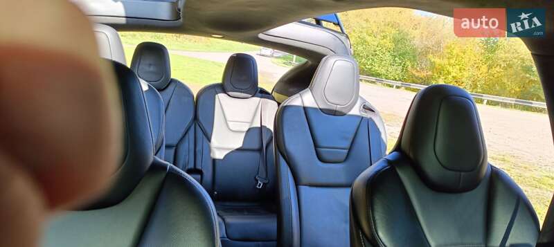 Внедорожник / Кроссовер Tesla Model X 2016 в Галиче