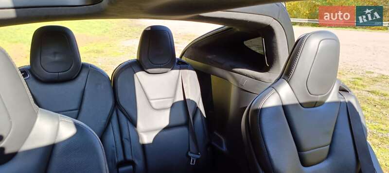 Внедорожник / Кроссовер Tesla Model X 2016 в Галиче