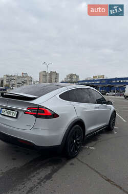 Позашляховик / Кросовер Tesla Model X 2016 в 