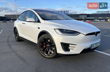 Позашляховик / Кросовер Tesla Model X 2018 в Дніпрі