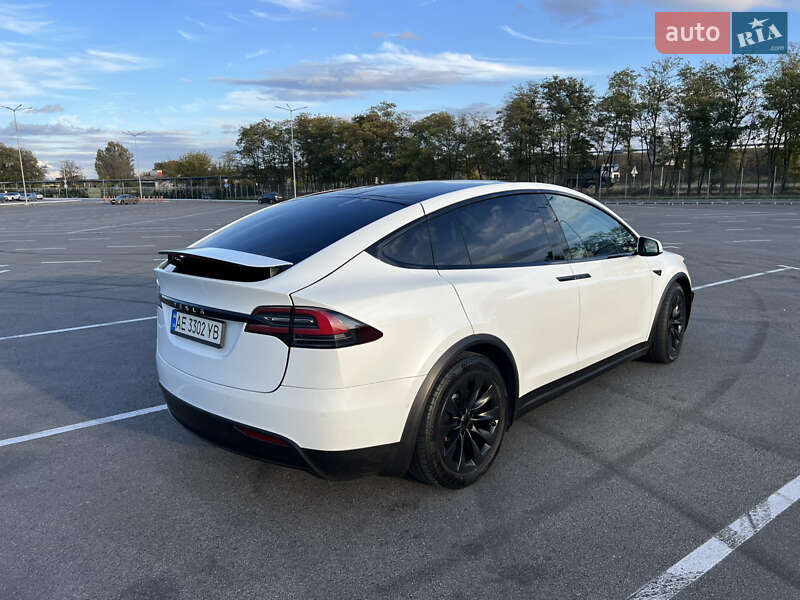 Позашляховик / Кросовер Tesla Model X 2018 в Дніпрі