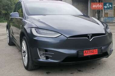 Позашляховик / Кросовер Tesla Model X 2017 в 