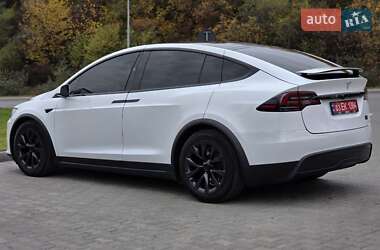 Внедорожник / Кроссовер Tesla Model X 2023 в 