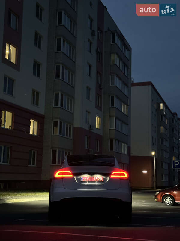 Позашляховик / Кросовер Tesla Model X 2023 в Вінниці
