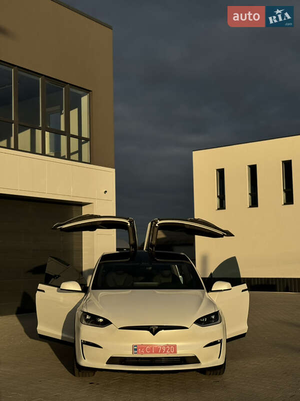 Позашляховик / Кросовер Tesla Model X 2023 в Вінниці