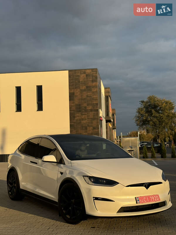 Позашляховик / Кросовер Tesla Model X 2023 в Вінниці