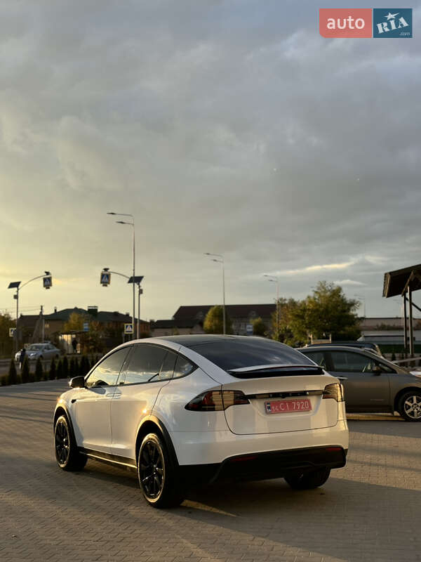 Позашляховик / Кросовер Tesla Model X 2023 в Вінниці