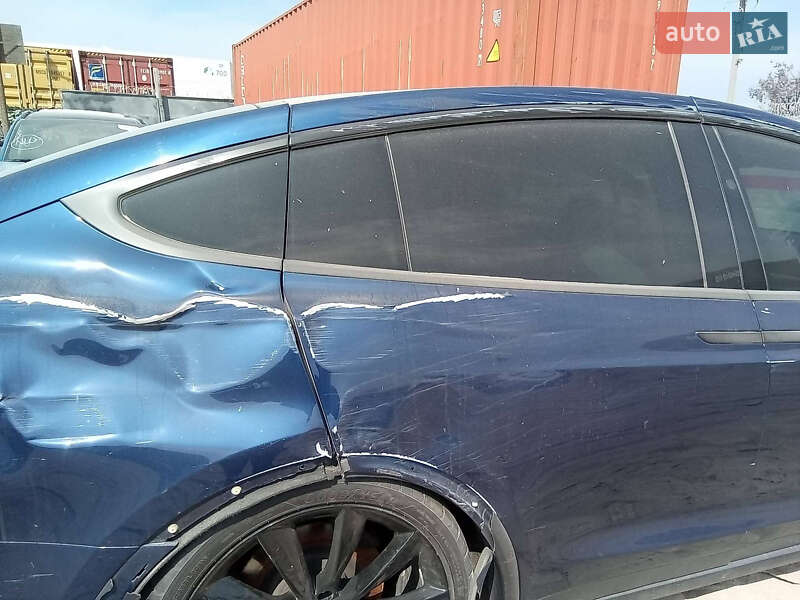 Внедорожник / Кроссовер Tesla Model X 2017 в Одессе