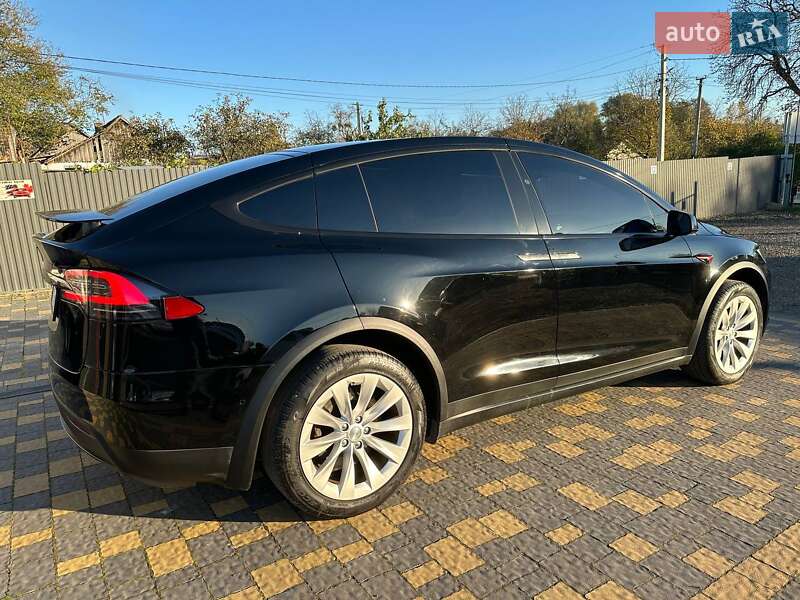 Внедорожник / Кроссовер Tesla Model X 2017 в Львове фото 6 Внедорожник / Кроссовер Tesla Model X 2017 в Львове