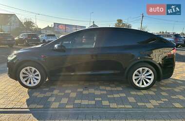 Позашляховик / Кросовер Tesla Model X 2017 в Львові