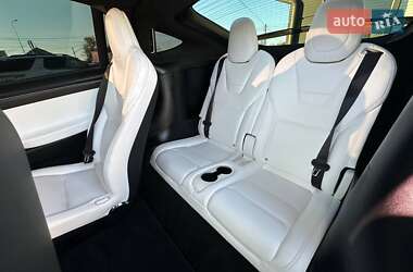 Позашляховик / Кросовер Tesla Model X 2017 в Львові