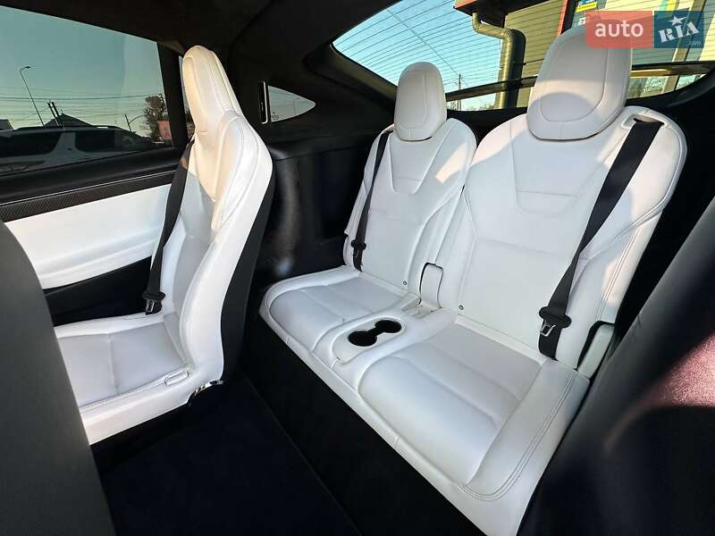 Внедорожник / Кроссовер Tesla Model X 2017 в Львове фото 21 Внедорожник / Кроссовер Tesla Model X 2017 в Львове