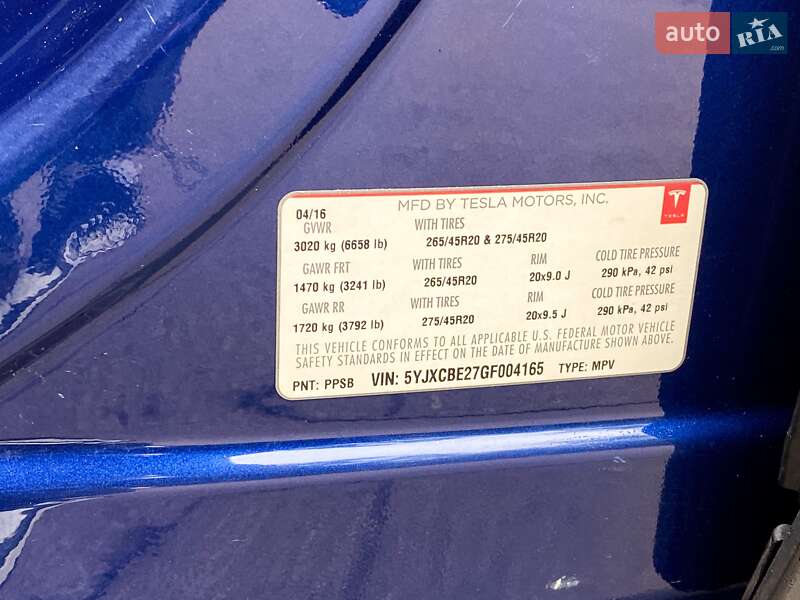 Позашляховик / Кросовер Tesla Model X 2016 в Києві