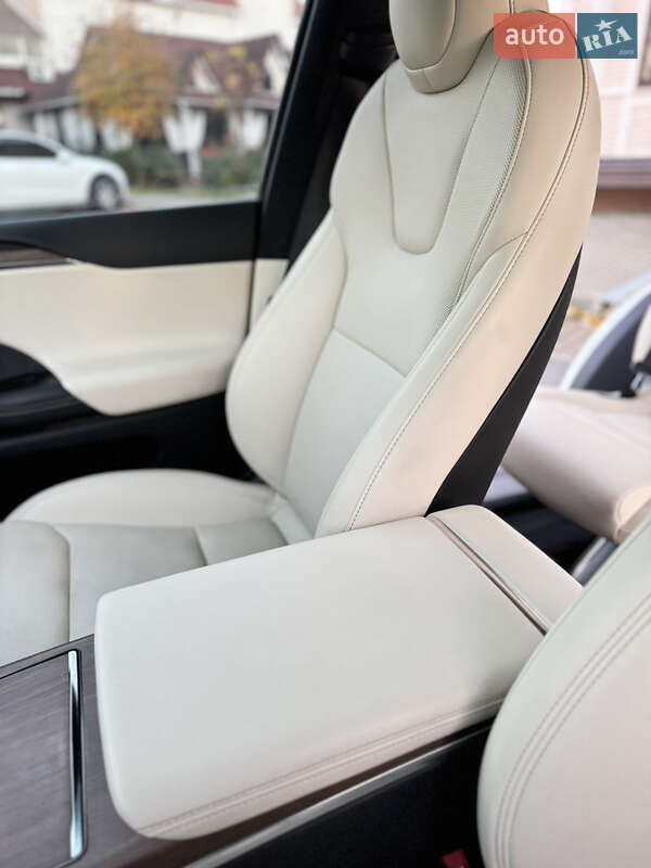 Внедорожник / Кроссовер Tesla Model X 2022 в Виннице