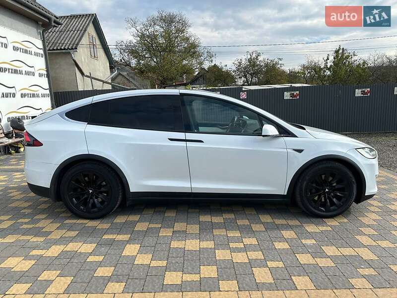 Внедорожник / Кроссовер Tesla Model X 2016 в Львове фото 5 Внедорожник / Кроссовер Tesla Model X 2016 в Львове