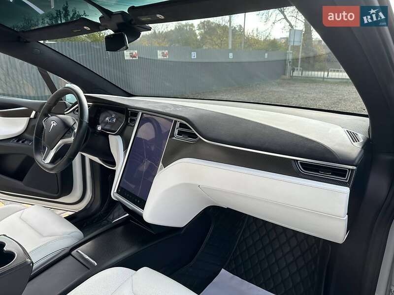Внедорожник / Кроссовер Tesla Model X 2016 в Львове фото 25 Внедорожник / Кроссовер Tesla Model X 2016 в Львове