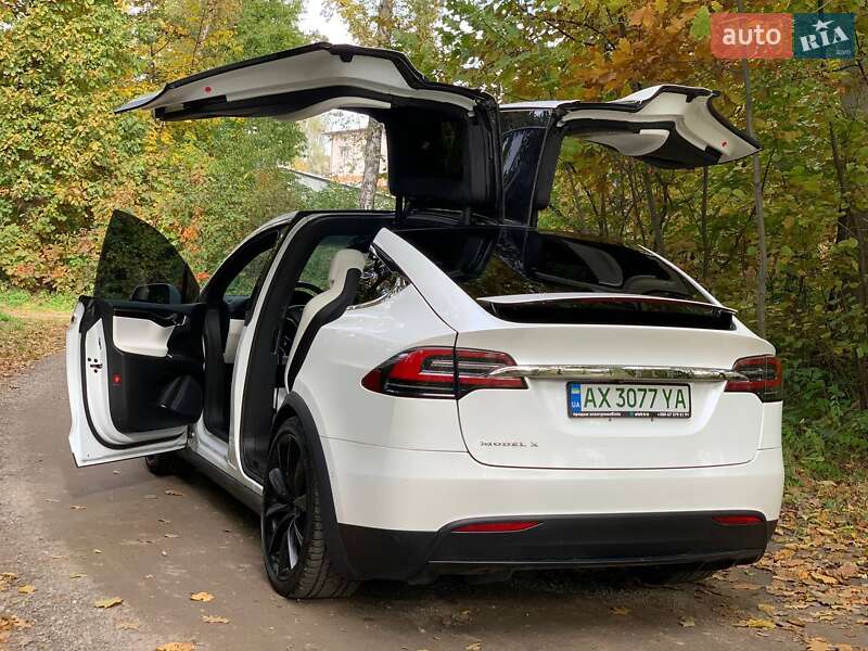 Позашляховик / Кросовер Tesla Model X 2019 в Львові фото 9 Позашляховик / Кросовер Tesla Model X 2019 в Львові