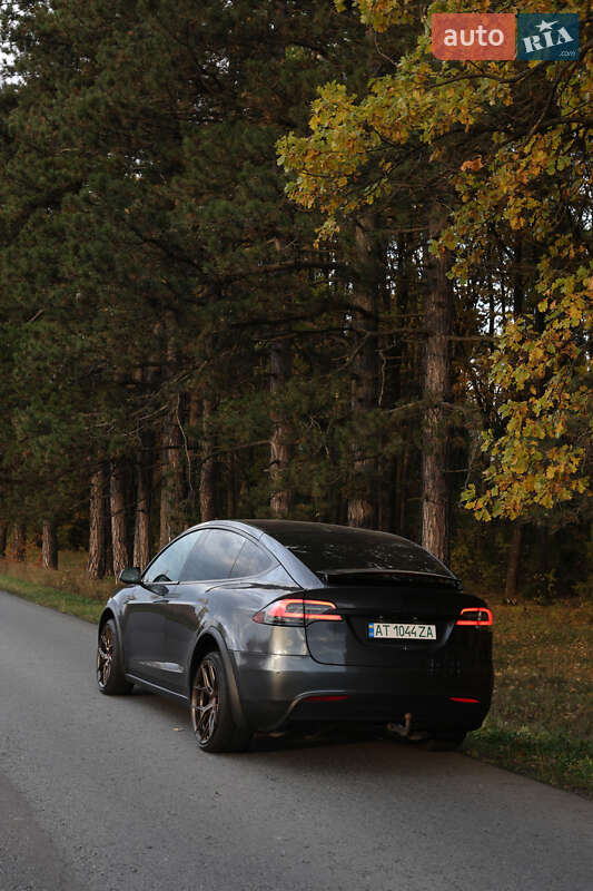 Внедорожник / Кроссовер Tesla Model X 2016 в Ивано-Франковске фото 8 Внедорожник / Кроссовер Tesla Model X 2016 в Ивано-Франковске