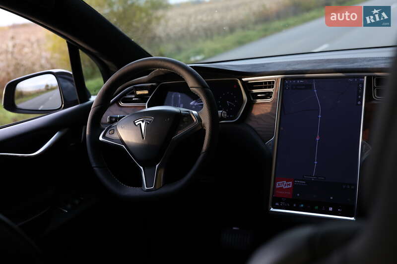 Внедорожник / Кроссовер Tesla Model X 2016 в Ивано-Франковске фото 17 Внедорожник / Кроссовер Tesla Model X 2016 в Ивано-Франковске