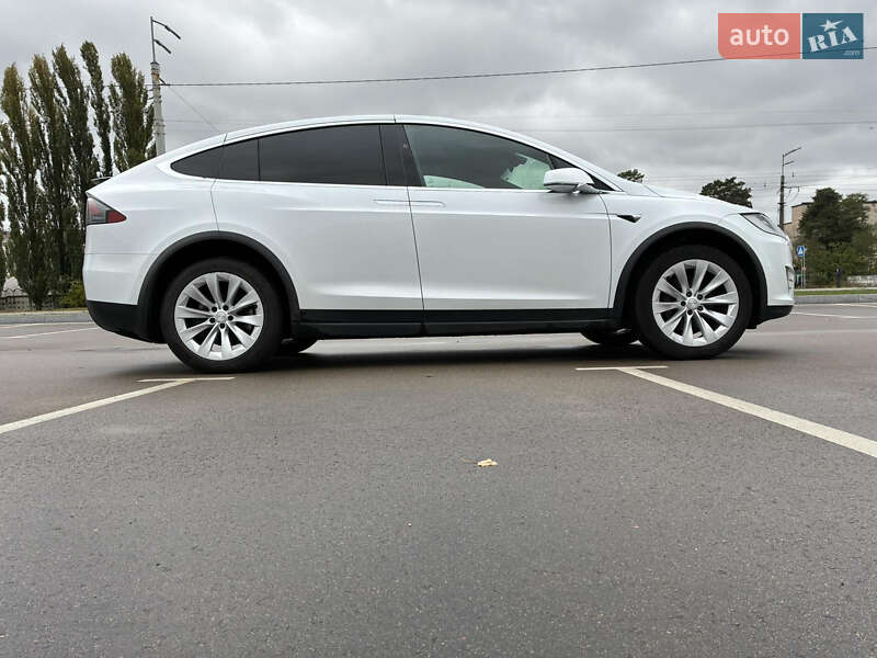 Позашляховик / Кросовер Tesla Model X 2020 в Києві фото 5 Позашляховик / Кросовер Tesla Model X 2020 в Києві