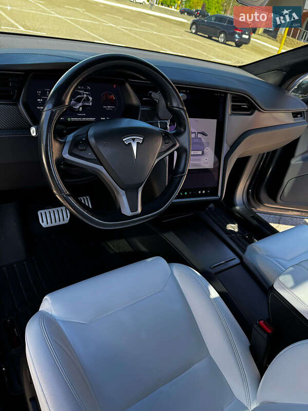 Позашляховик / Кросовер Tesla Model X 2019 в Києві фото 29 Позашляховик / Кросовер Tesla Model X 2019 в Києві