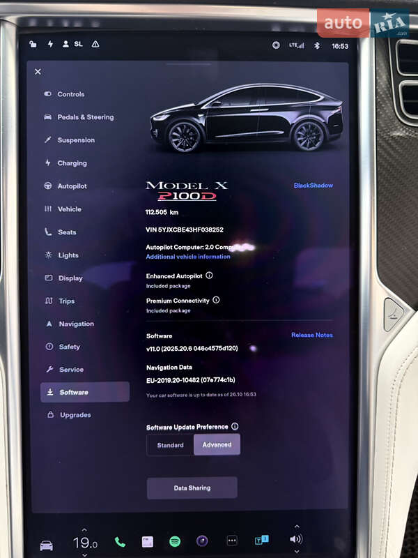 Позашляховик / Кросовер Tesla Model X 2017 в Львові