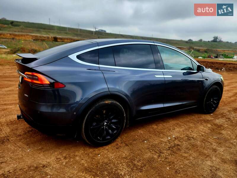 Внедорожник / Кроссовер Tesla Model X 2018 в Одессе