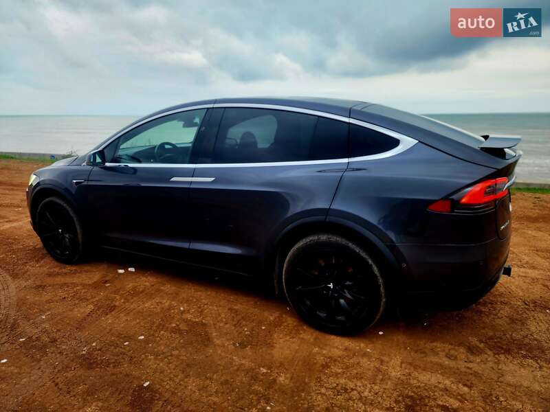 Внедорожник / Кроссовер Tesla Model X 2018 в Одессе