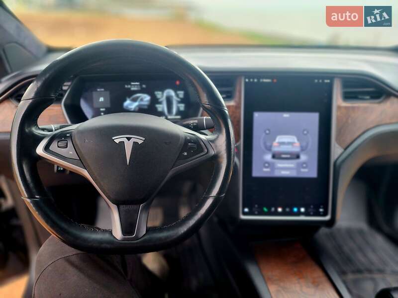 Внедорожник / Кроссовер Tesla Model X 2018 в Одессе