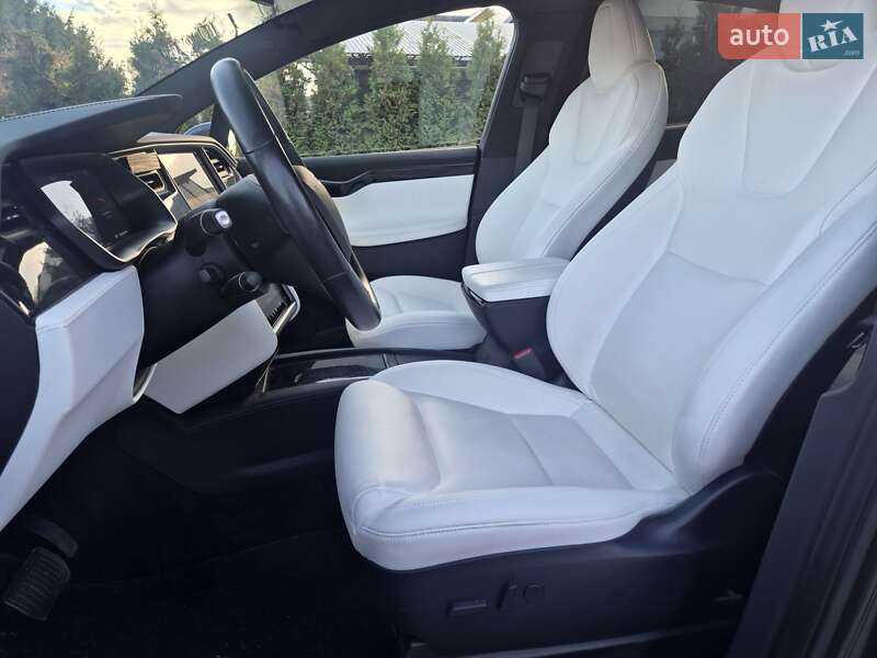 Внедорожник / Кроссовер Tesla Model X 2020 в Коломые