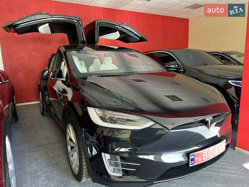 Tesla Model X 2017